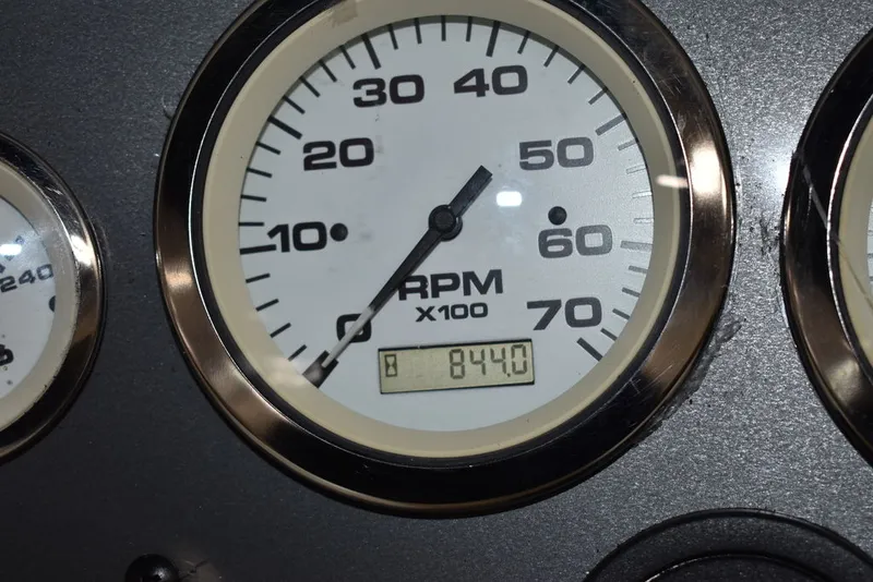 Slide: The Image of Stingray 240CS 2002 - 59