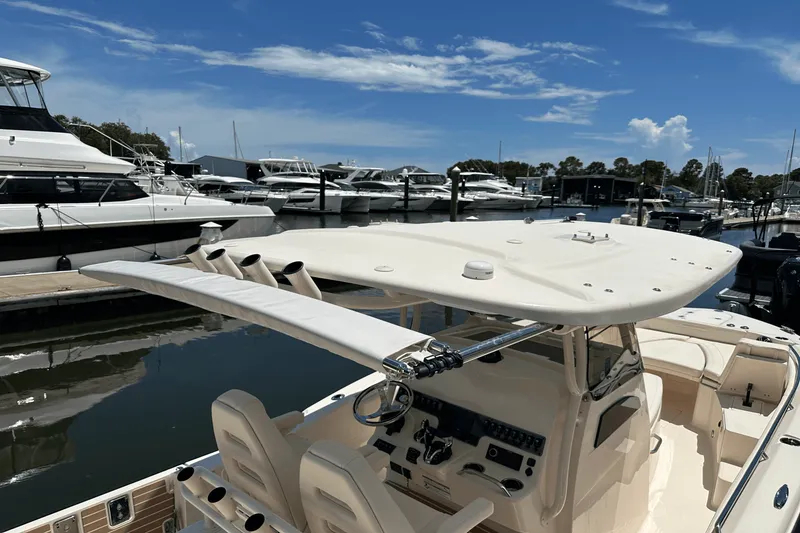 Slide: The Image of Grady-White 281 CE 2025 - 13