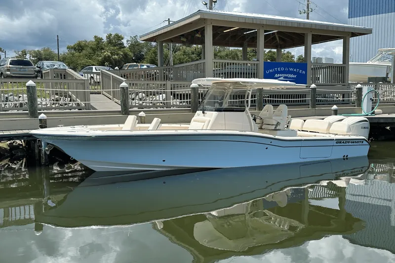 Slide: The Image of Grady-White 281 CE 2025 - 2