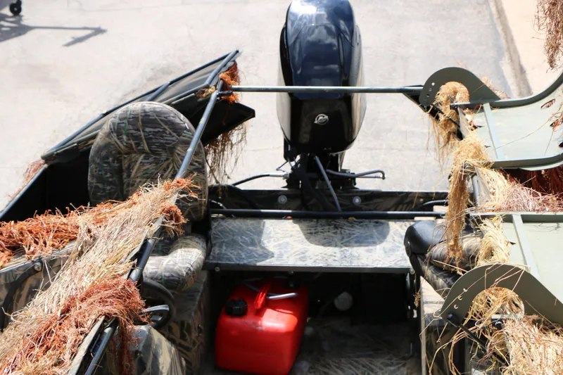 Slide: The Image of Lowe Roughneck 1860 Waterfowl 2020 - 24