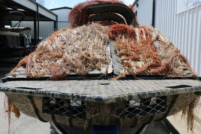 Slide: The Image of Lowe Roughneck 1860 Waterfowl 2020 - 4
