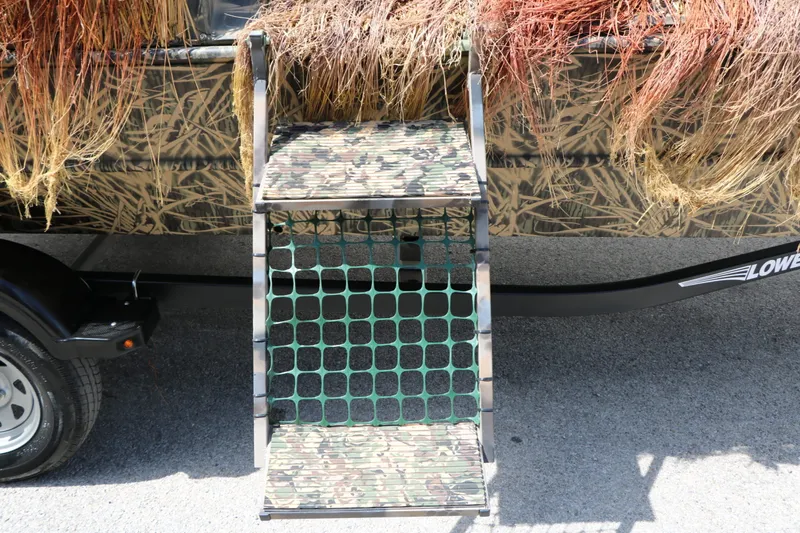 Slide: The Image of Lowe Roughneck 1860 Waterfowl 2020 - 7