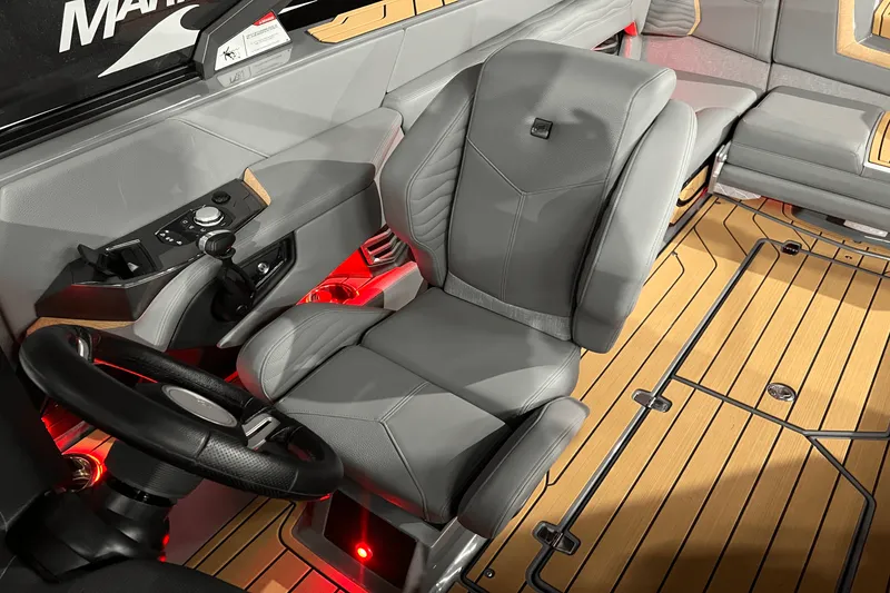Slide: The Image of Nautique Super Air Nautique G23 2025 - 20