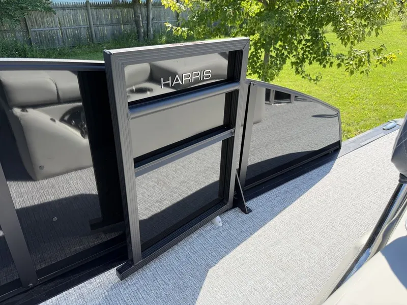 Slide: The Image of Harris Cruiser 230 SLDH 2027 - 17