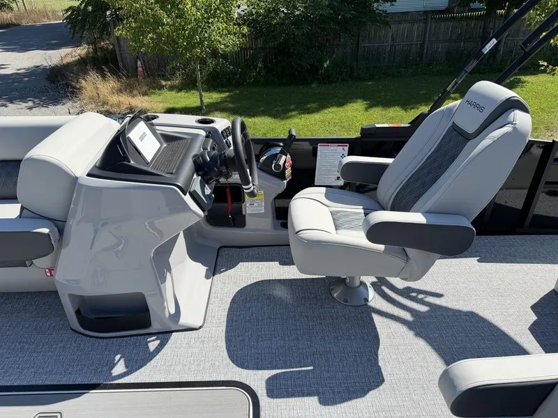 Slide: The Image of Harris Cruiser 230 SLDH 2027 - 34