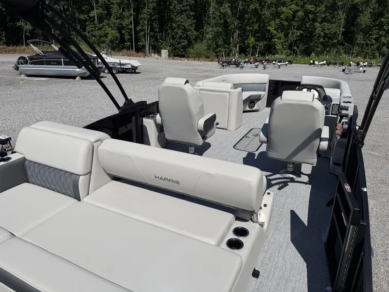 Slide: The Image of Harris Cruiser 230 SLDH 2027 - 11