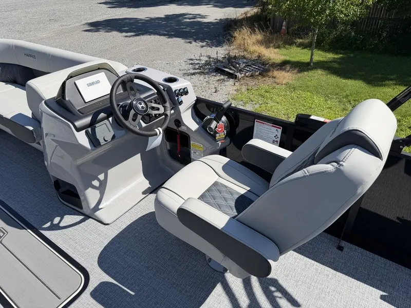 Slide: The Image of Harris Cruiser 230 SLDH 2027 - 33