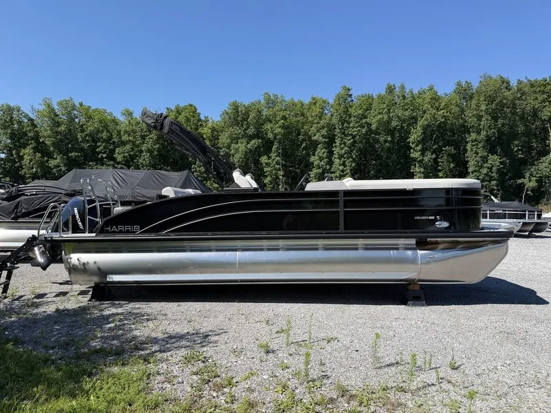 Slide: The Image of Harris Cruiser 230 SLDH 2027 - 8
