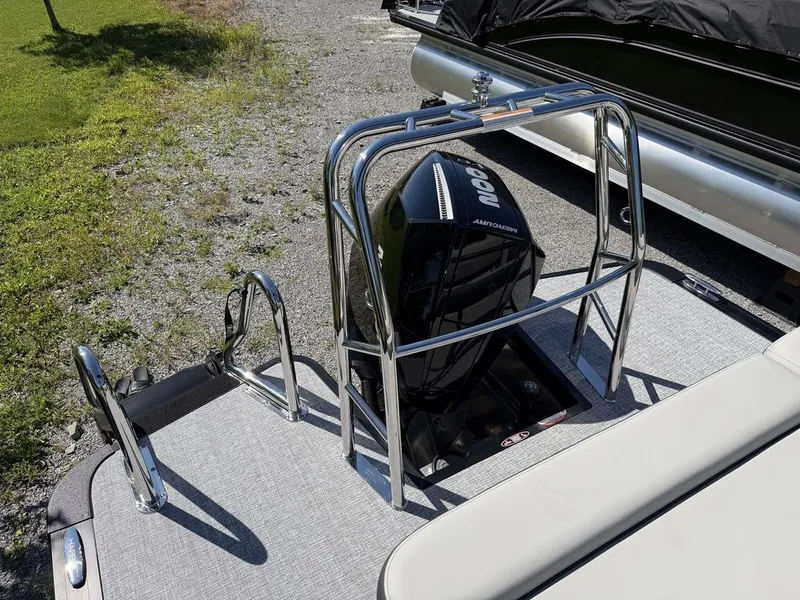Slide: The Image of Harris Cruiser 230 SLDH 2027 - 16