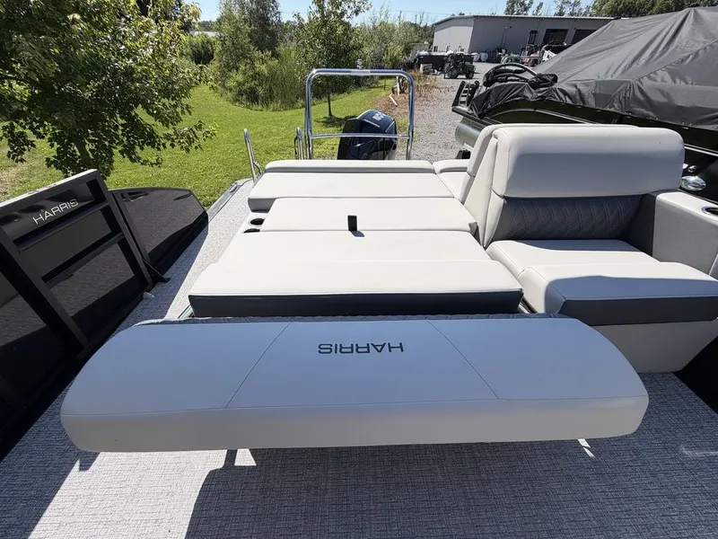 Slide: The Image of Harris Cruiser 230 SLDH 2027 - 19