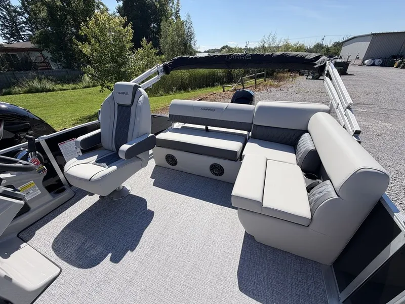 Slide: The Image of Harris Cruiser 190 SL 2027 - 19