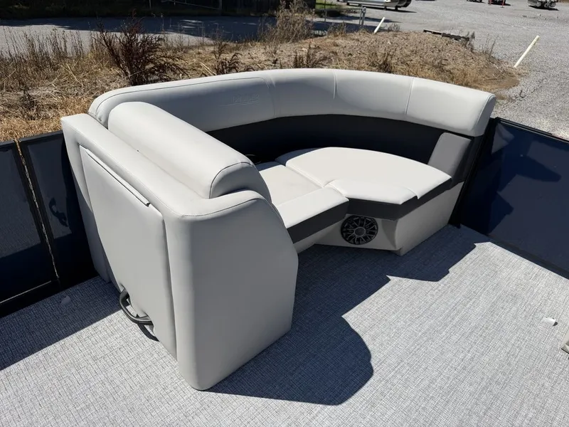 Slide: The Image of Harris Cruiser 210 SL 2027 - 21