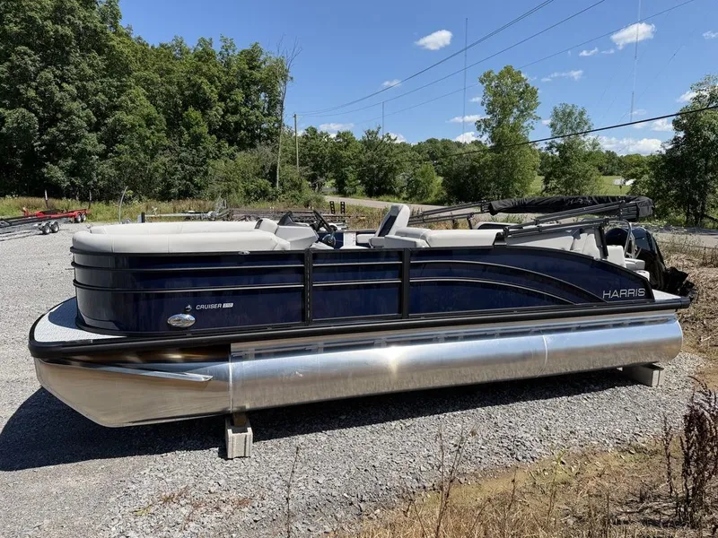 Slide: The Image of Harris Cruiser 210 SL 2027 - 2