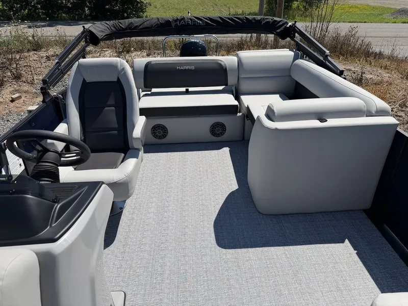 Slide: The Image of Harris Cruiser 210 SL 2027 - 26