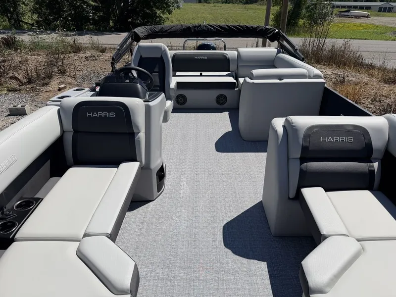 Slide: The Image of Harris Cruiser 210 SL 2027 - 19