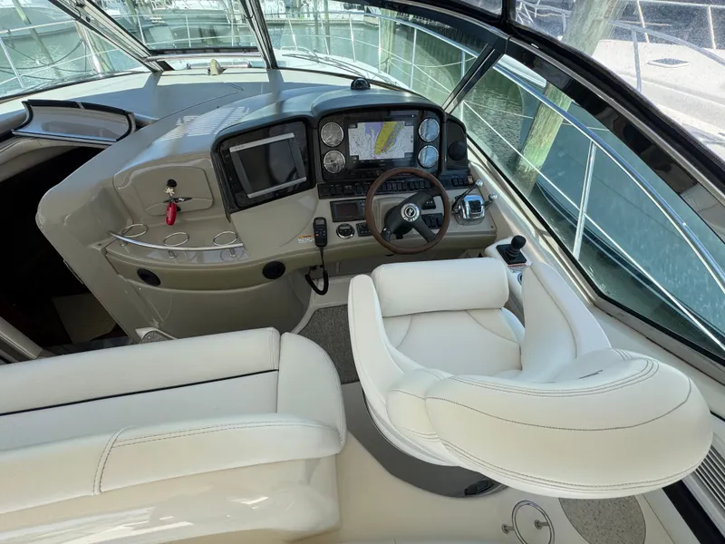 Slide: The Image of Sea Ray 44 Sundancer 2008 - 15