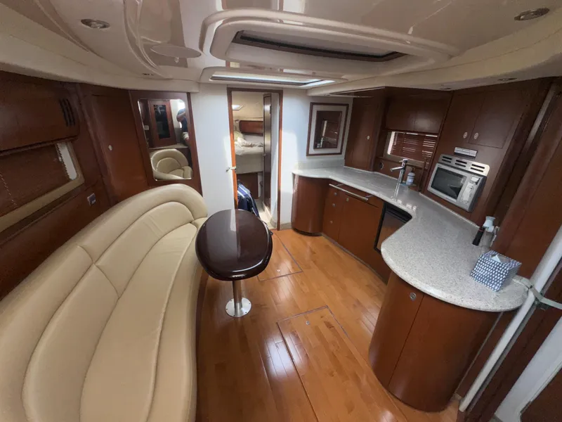 Slide: The Image of Sea Ray 44 Sundancer 2008 - 20