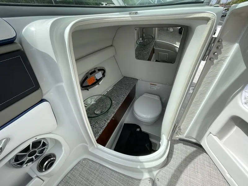 Slide: The Image of Crownline Boats 288 XSS 2026 - 11