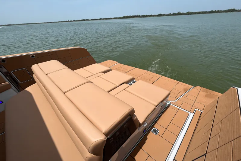 Slide: The Image of Aviara AV40 2025 - 19