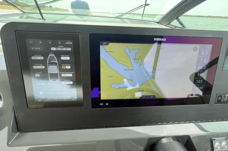 Slide: The Image of Aviara AV40 2025 - 32