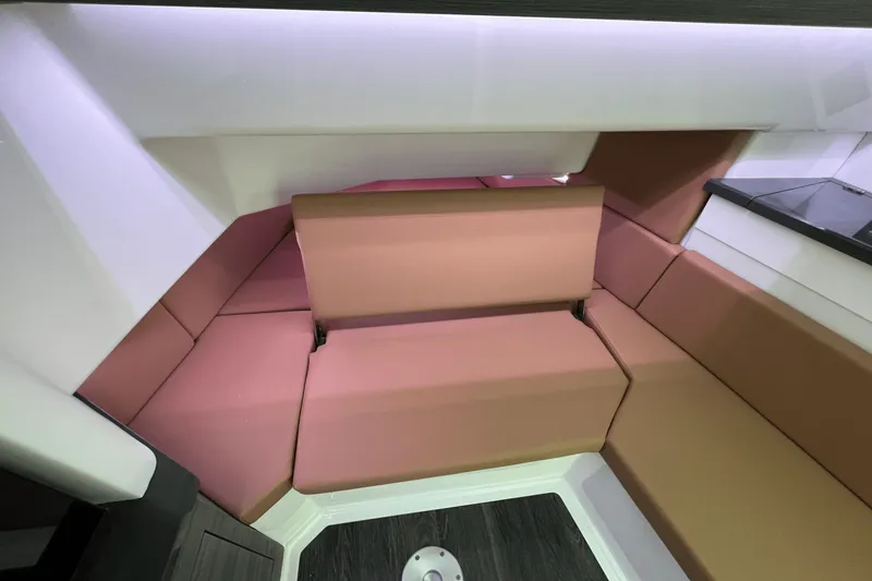 Slide: The Image of Aviara AV40 2025 - 43