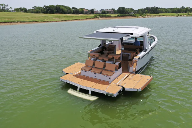 Slide: The Image of Aviara AV40 2025 - 5