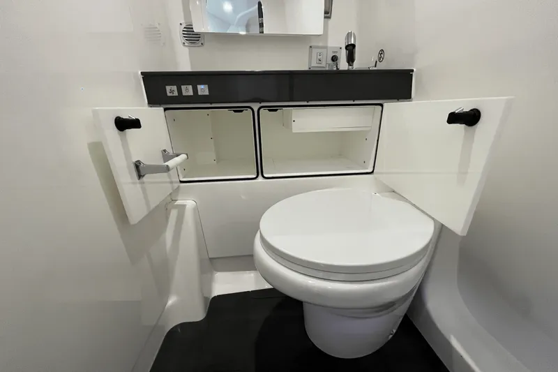 Slide: The Image of Aviara AV40 2025 - 50