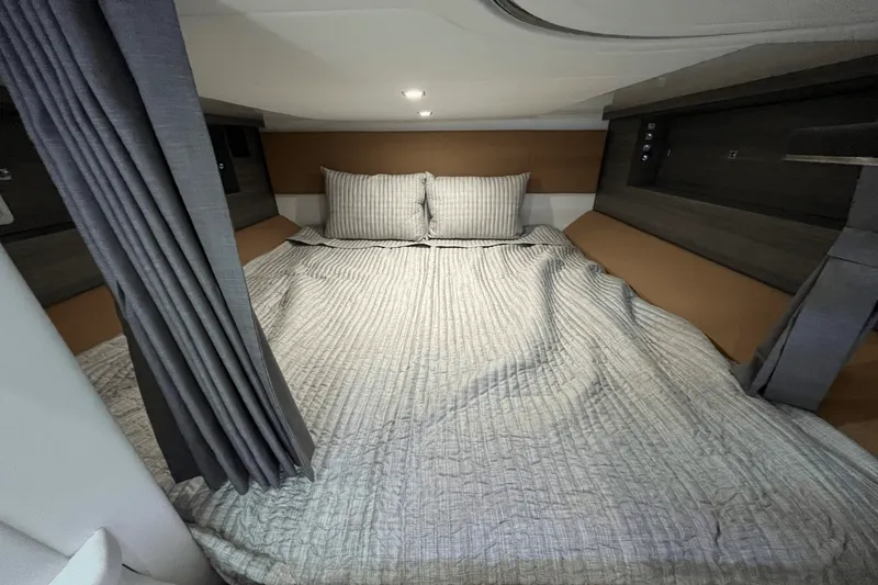 Slide: The Image of Aviara AV40 2025 - 51