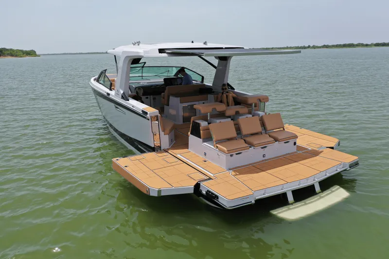 Slide: The Image of Aviara AV40 2025 - 7