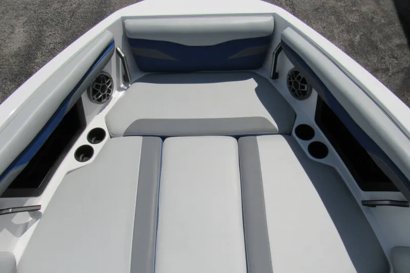 Slide: The Image of Axis T250 2023 - 14
