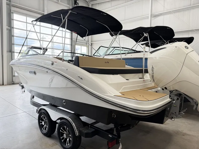 Slide: The Image of Sea Ray SPX 210 Outboard 2027 - 2