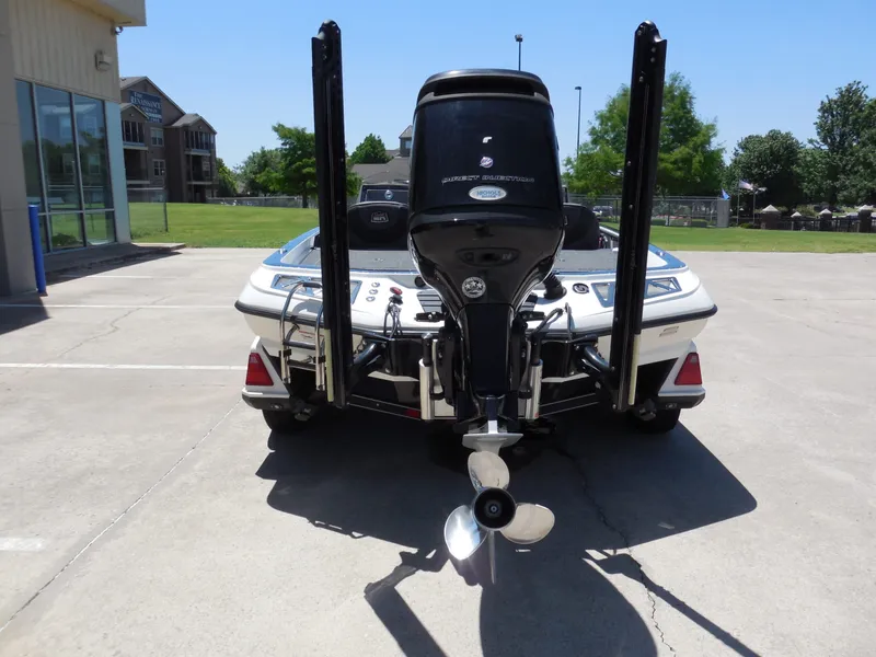Slide: The Image of Ranger Z521L 2018 - 3