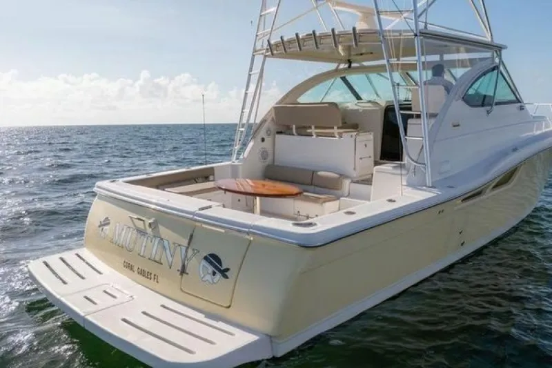 Slide: The Image of Tiara 4200 Open 2005 - 4