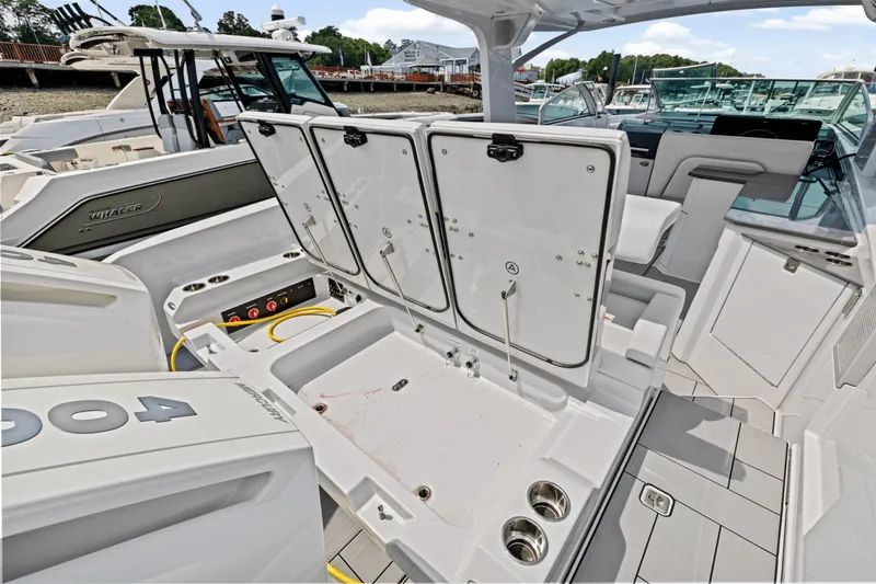 Slide: The Image of Aviara AV36 Outboard 2024 - 10