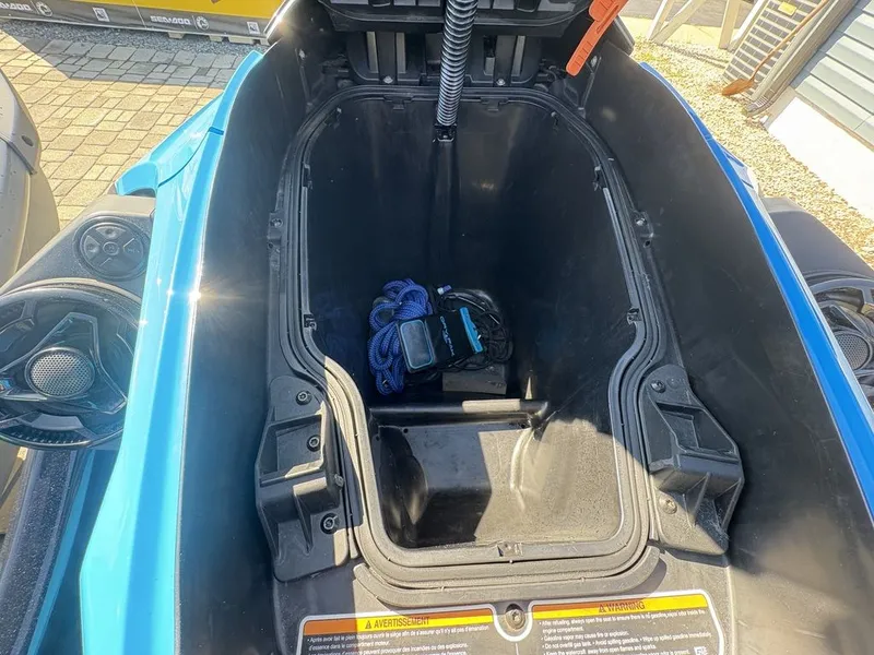 Slide: The Image of Sea-Doo RXT 230 2019 - 6