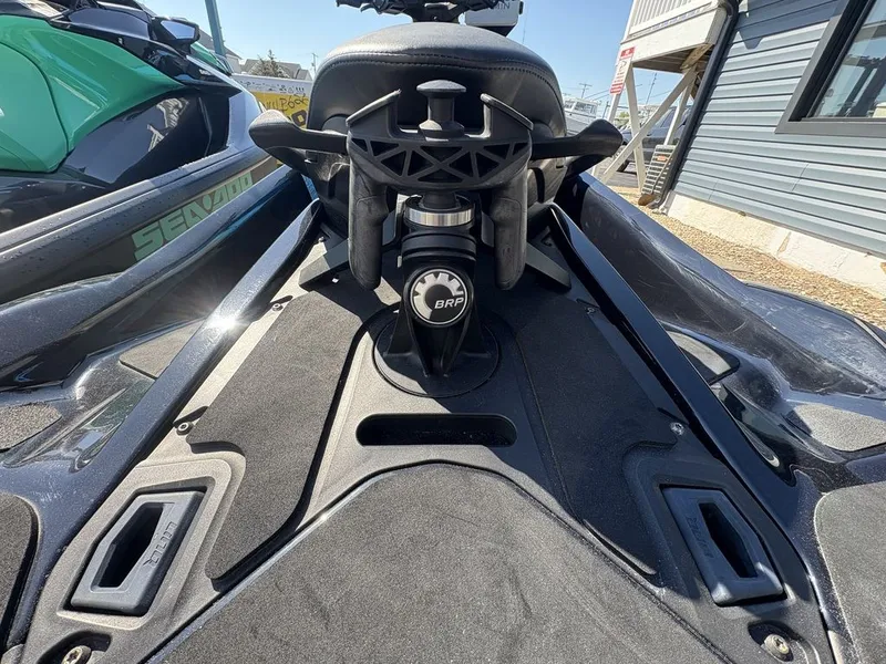 Slide: The Image of Sea-Doo RXT 230 2019 - 13