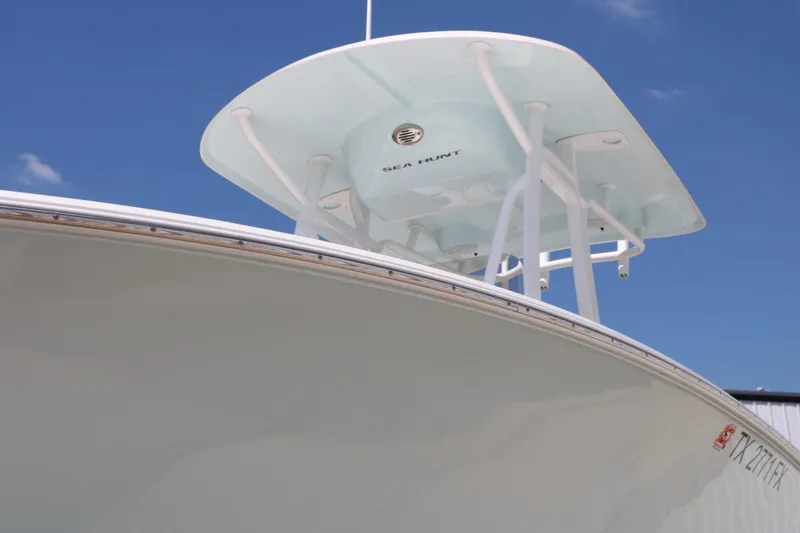 Slide: The Image of Sea Hunt Ultra 225 2014 - 14
