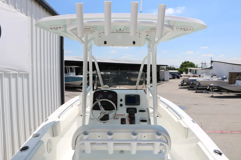 Slide: The Image of Sea Hunt Ultra 225 2014 - 17
