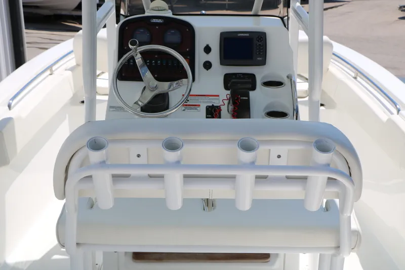 Slide: The Image of Sea Hunt Ultra 225 2014 - 18