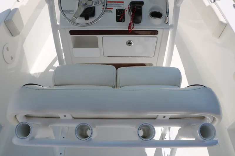 Slide: The Image of Sea Hunt Ultra 225 2014 - 23