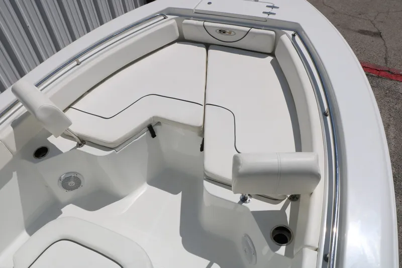 Slide: The Image of Sea Hunt Ultra 225 2014 - 25