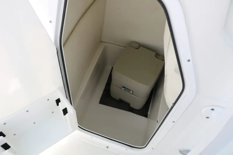Slide: The Image of Sea Hunt Ultra 225 2014 - 33