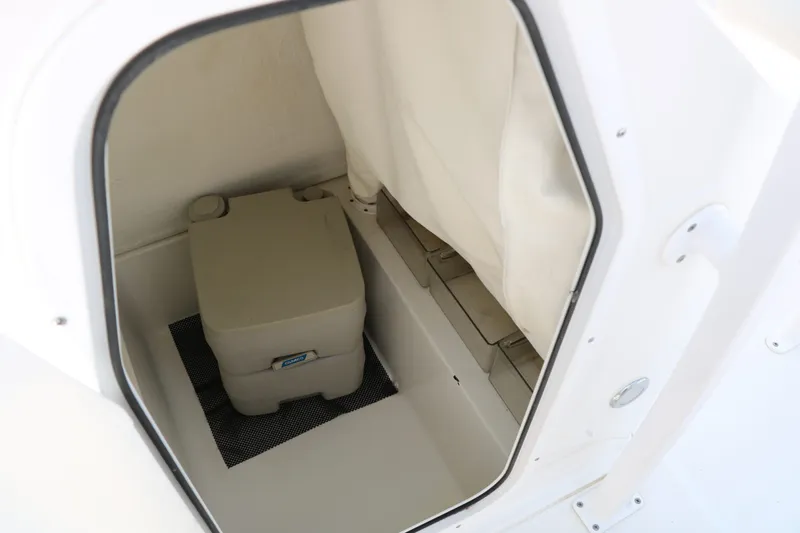 Slide: The Image of Sea Hunt Ultra 225 2014 - 34