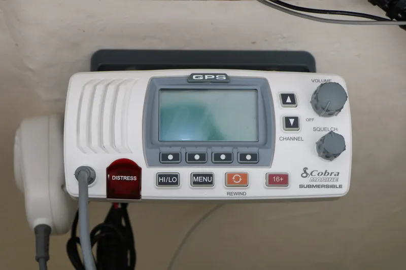 Slide: The Image of Sea Hunt Ultra 225 2014 - 38