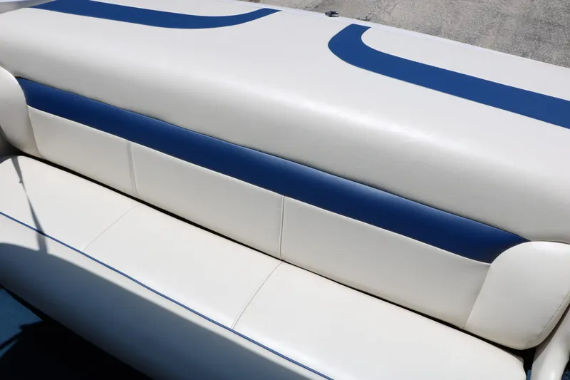 Slide: The Image of Chaparral 2330 Sport 1996 - 29