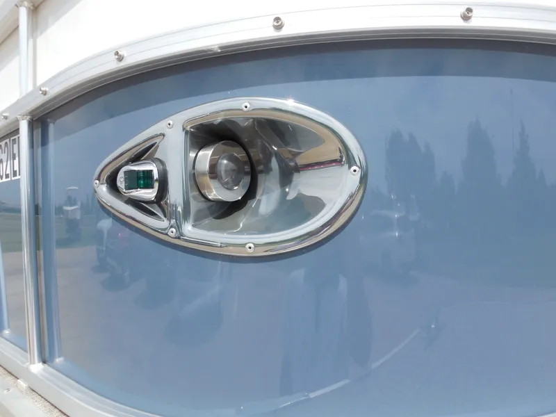 Slide: The Image of Landau 232 ISLAND BREEZE 2022 - 10