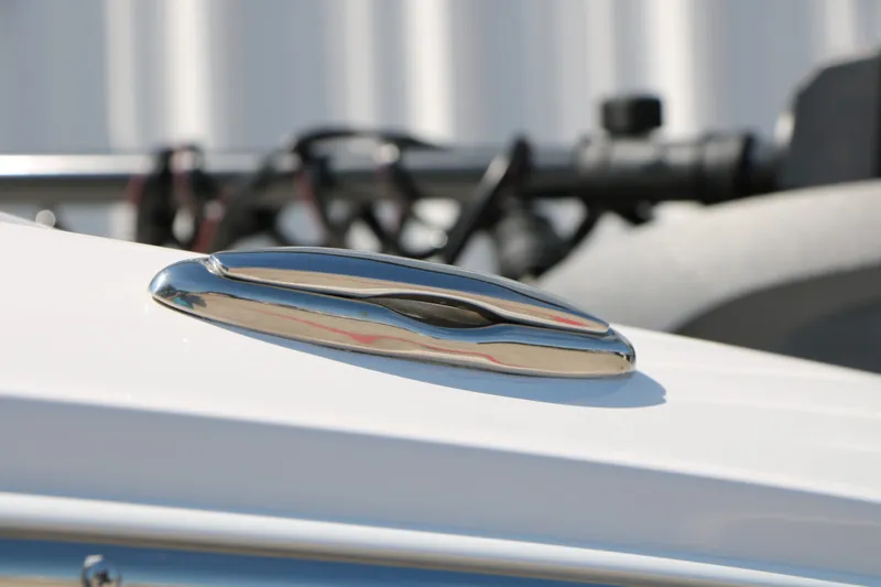 Slide: The Image of Chaparral 21 SSi Ski/Fish 2025 - 19