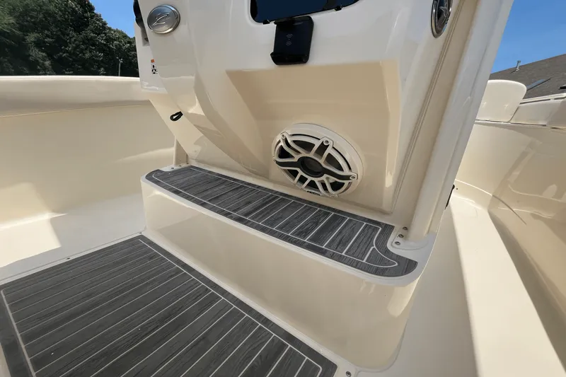 Slide: The Image of Scout 277 LXF 2025 - 12