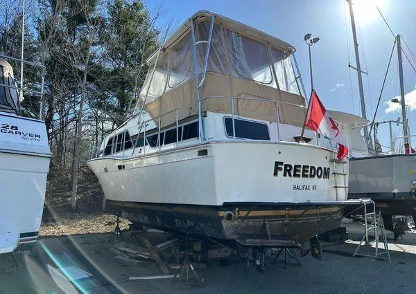 Slide: The Image of Chris-Craft 350 Catalina 1986 - 2