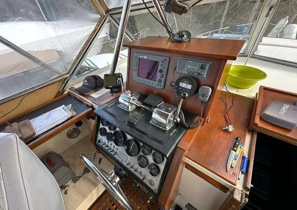 Slide: The Image of Chris-Craft 350 Catalina 1986 - 21